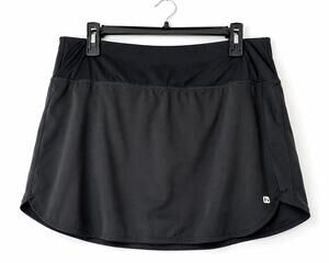 Hind Women’s Black Athletic Running Skort Built-In Shorts Reflective Size Medium
